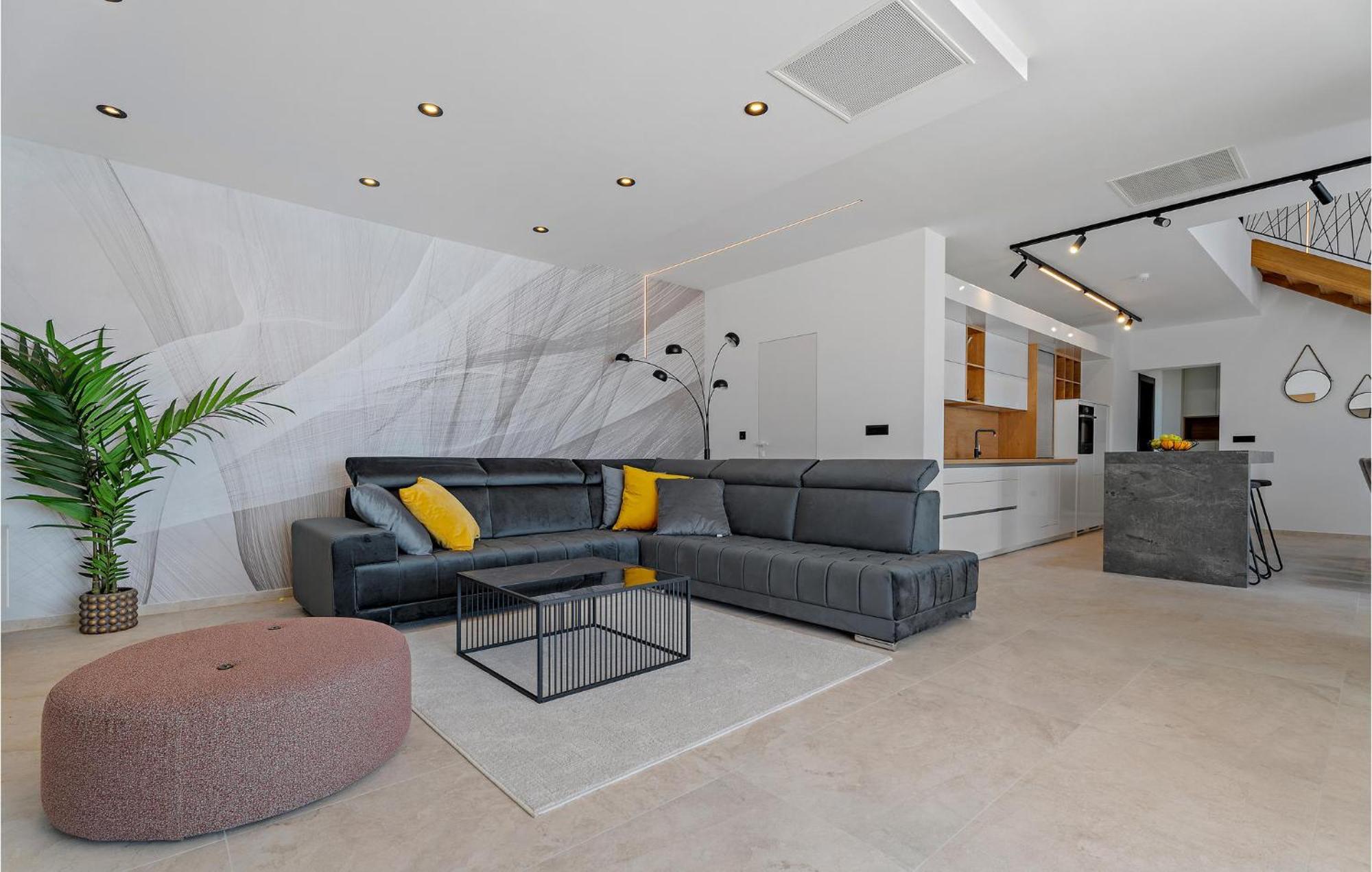 Beautiful Home In Omis With Kitchen Εξωτερικό φωτογραφία