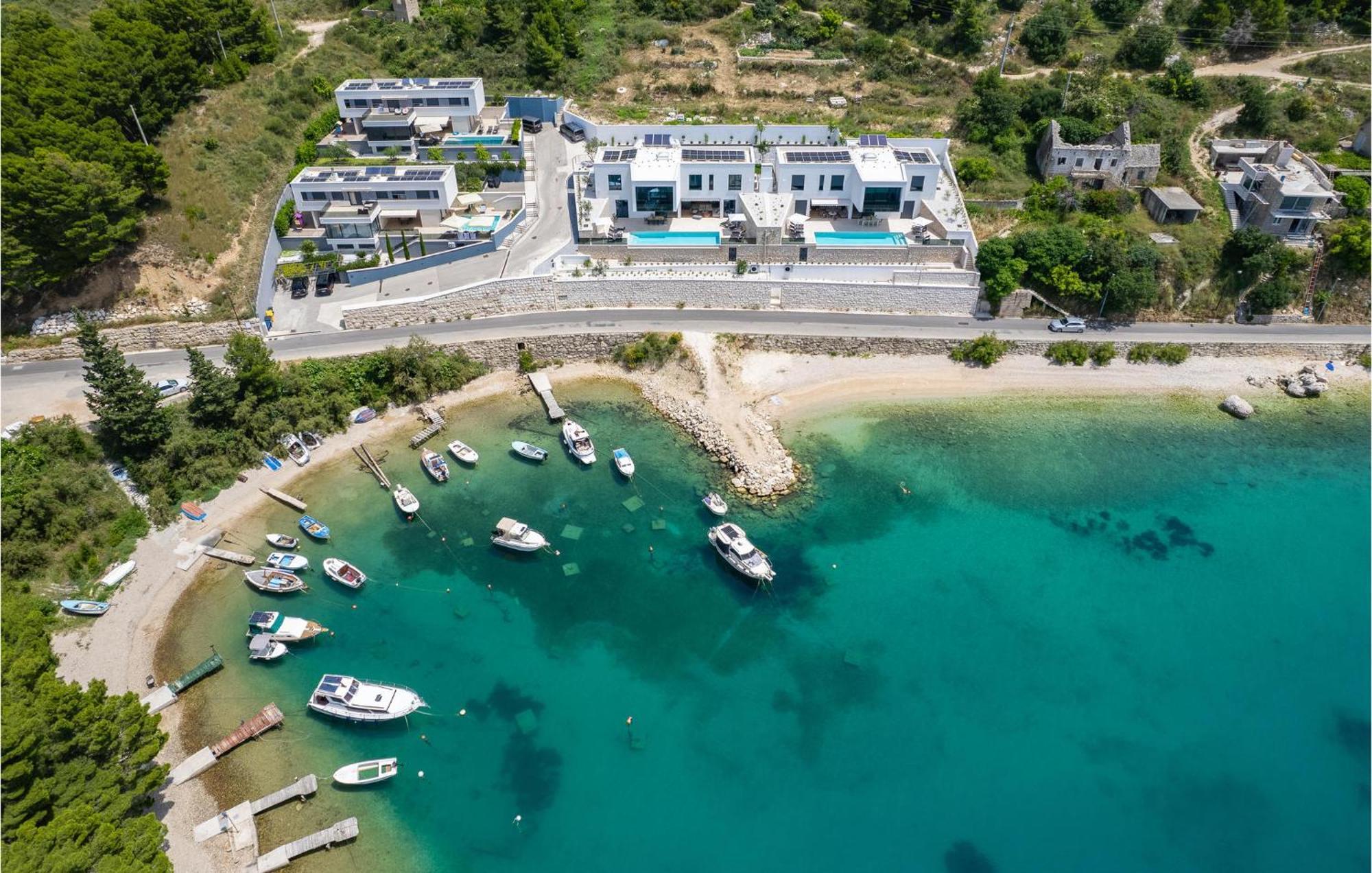 Beautiful Home In Omis With Kitchen Εξωτερικό φωτογραφία