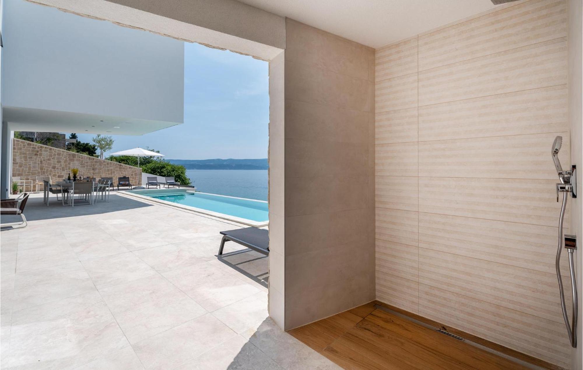 Beautiful Home In Omis With Kitchen Εξωτερικό φωτογραφία