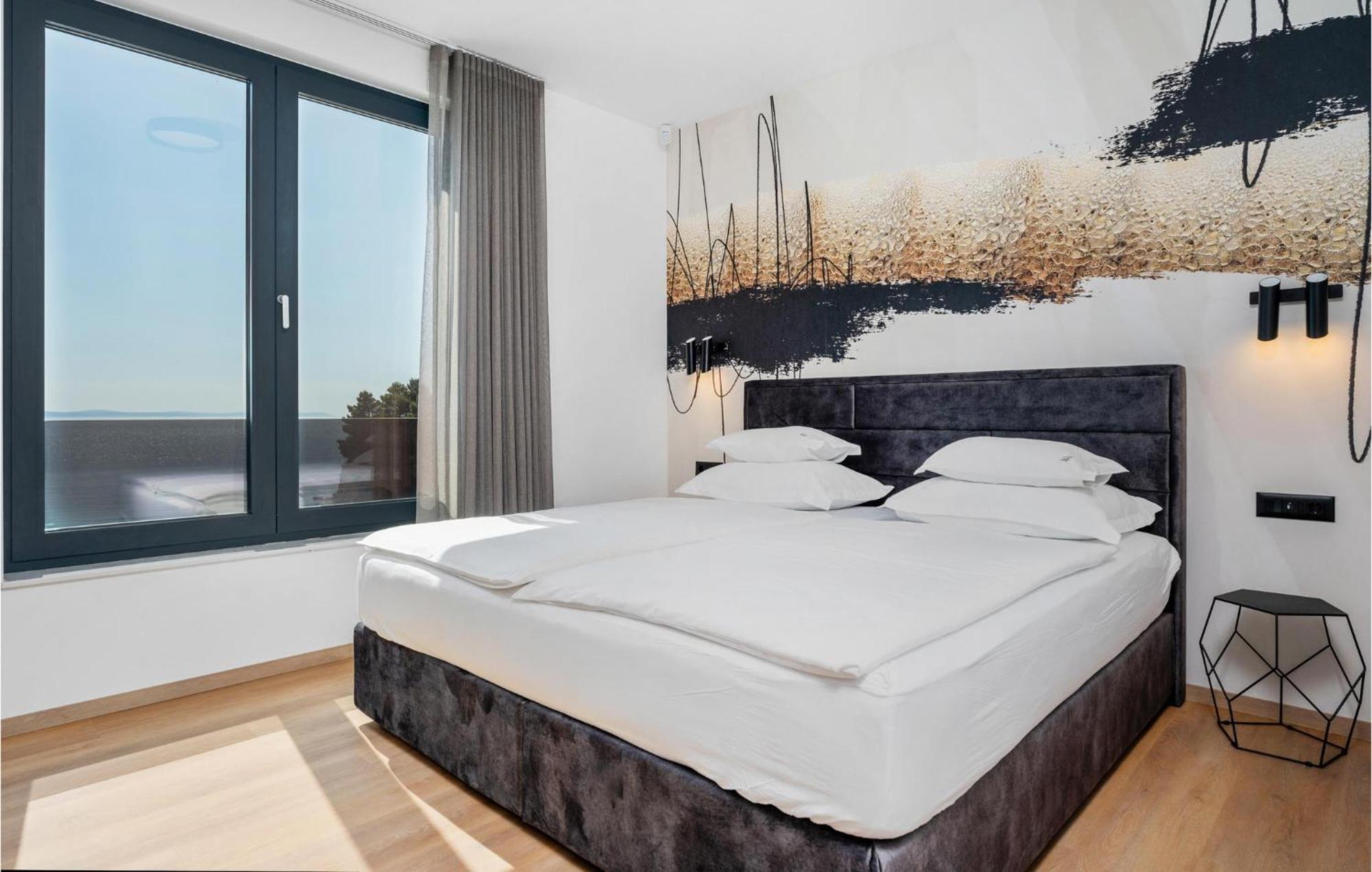 Beautiful Home In Omis With Kitchen Εξωτερικό φωτογραφία