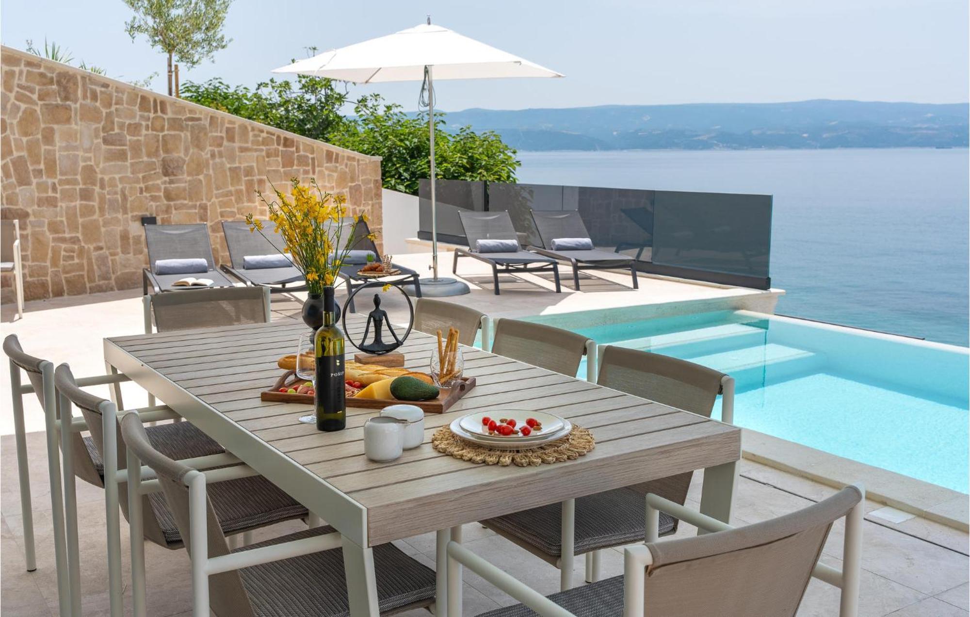 Beautiful Home In Omis With Kitchen Εξωτερικό φωτογραφία
