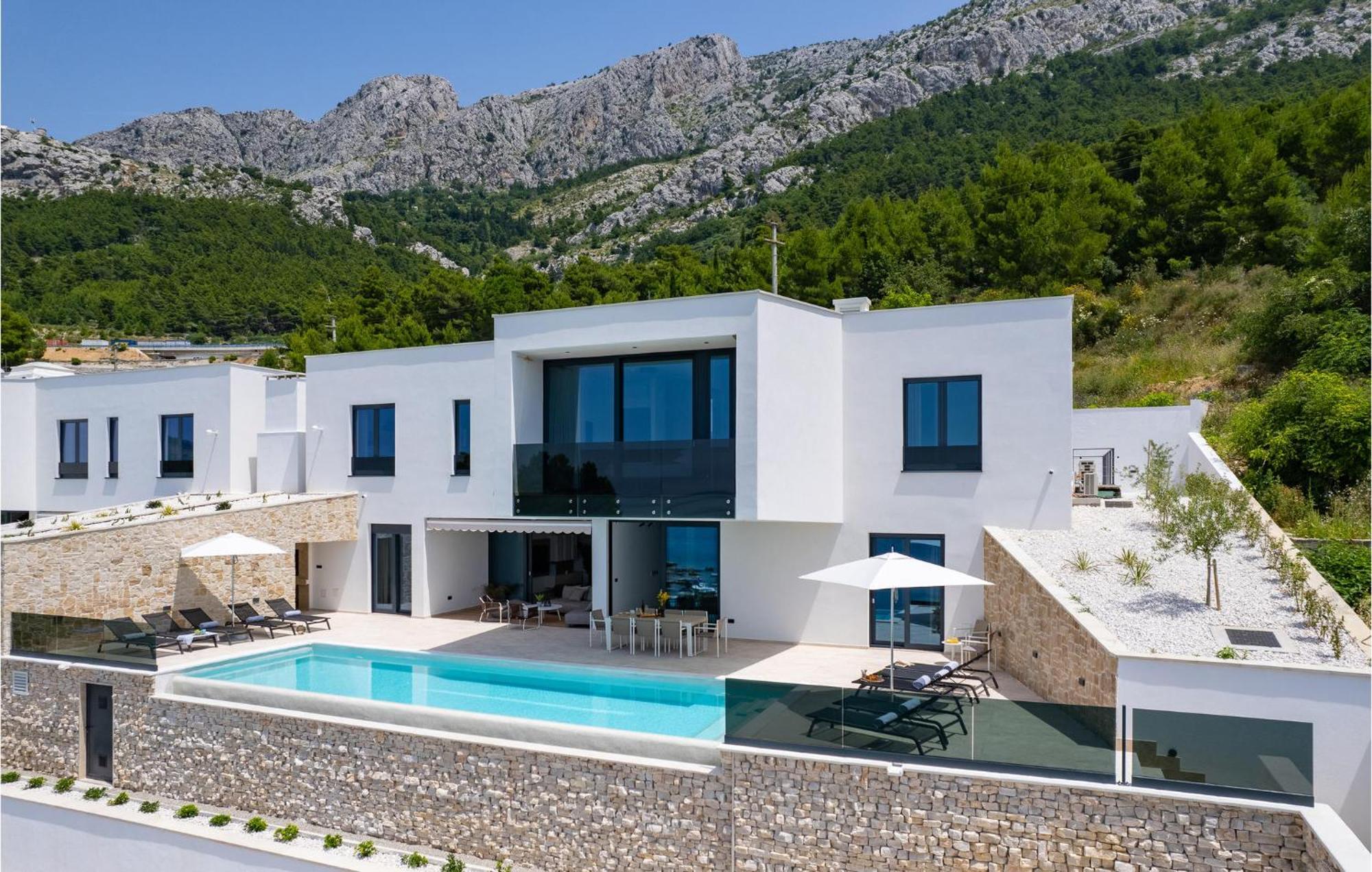 Beautiful Home In Omis With Kitchen Εξωτερικό φωτογραφία